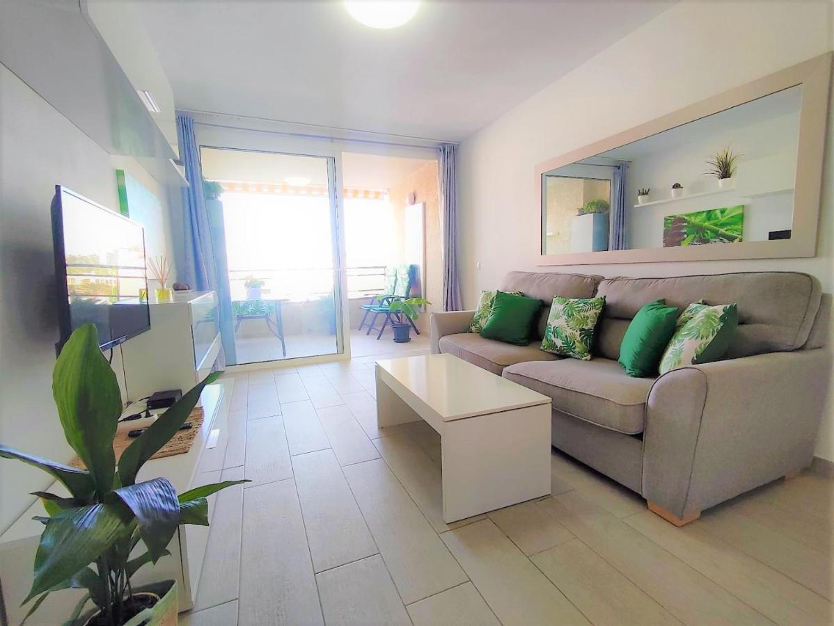 Апартаменти Valdes Center Los Cristianos Лос-Крістіанос Екстер'єр фото