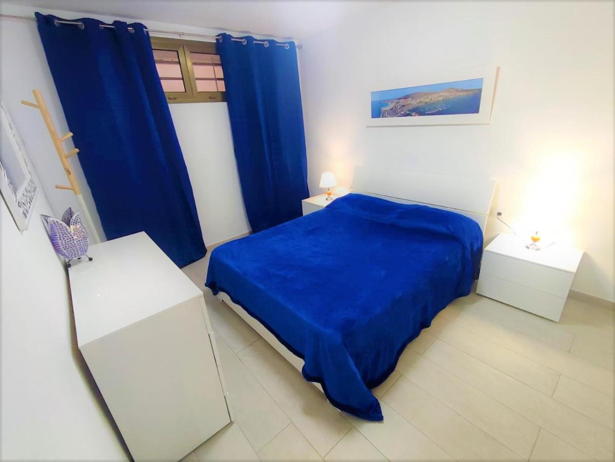 Апартаменти Valdes Center Los Cristianos Лос-Крістіанос Екстер'єр фото